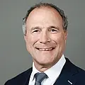 Alexander Hold